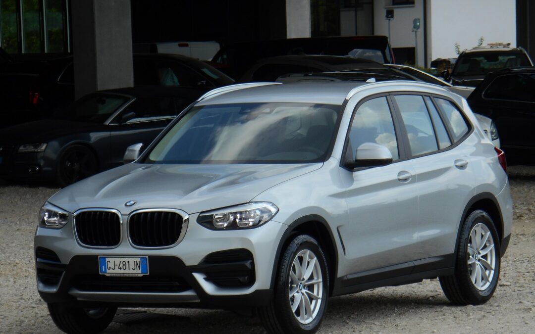 BMW X3 xDrive20i 184CV Business Advantage Auto Steptronic