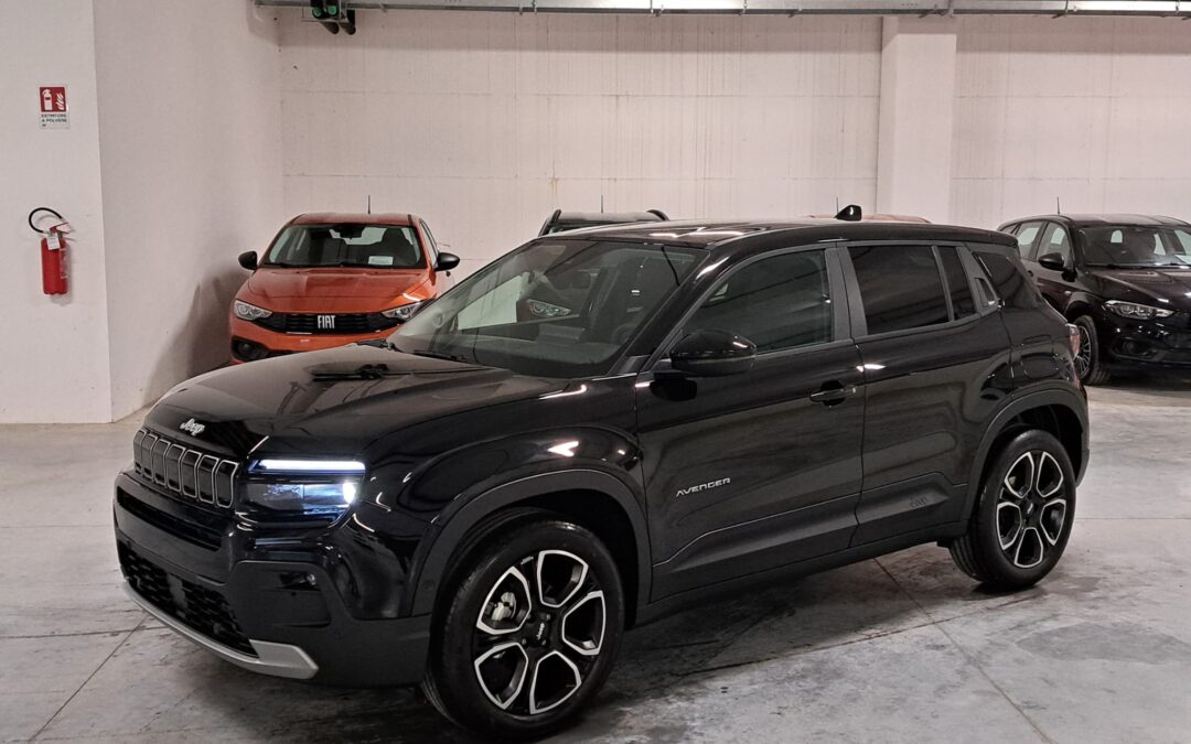 Jeep Avenger 1200 Turbo 101CV Summit FWD (GX302LV)