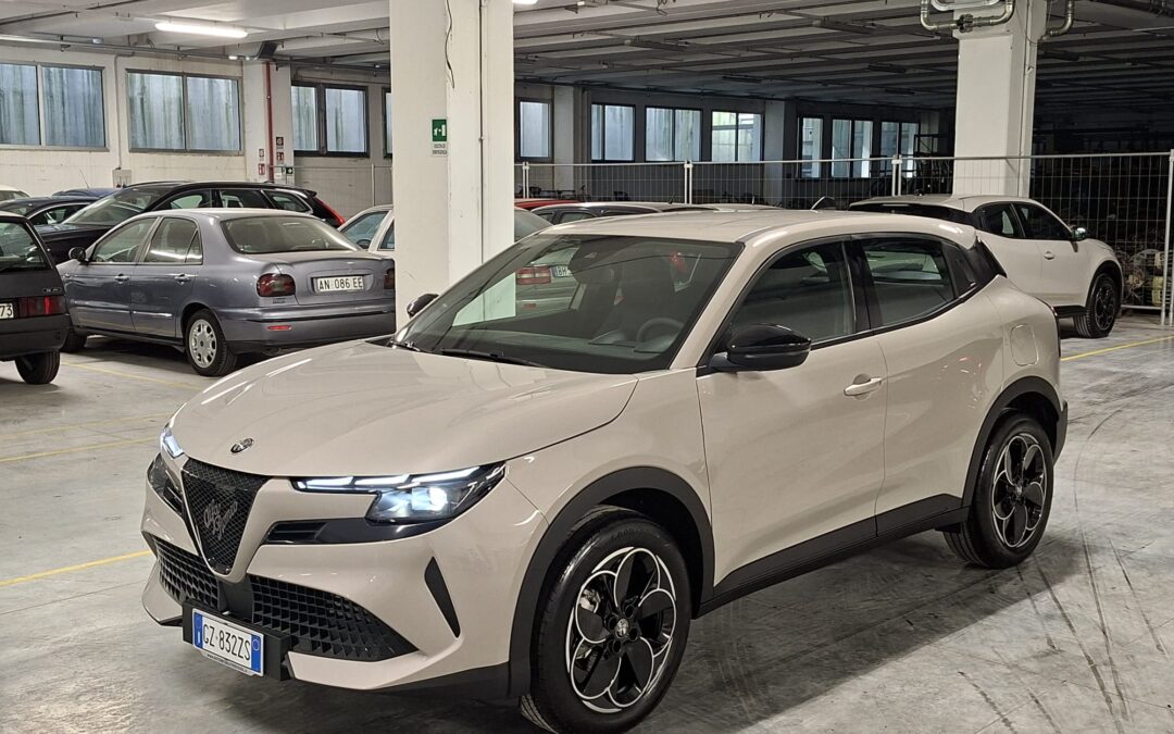 Alfa Romeo Junior BEV 156CV FWD ***100% ELETTRICA*** (GZ832ZS)