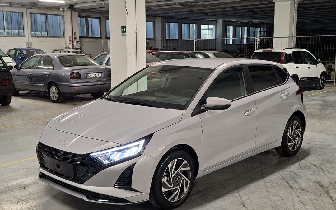 Hyundai i20 1000 12V T-GDi 90CV Connectline 5 Porte DCT (HC561WH)