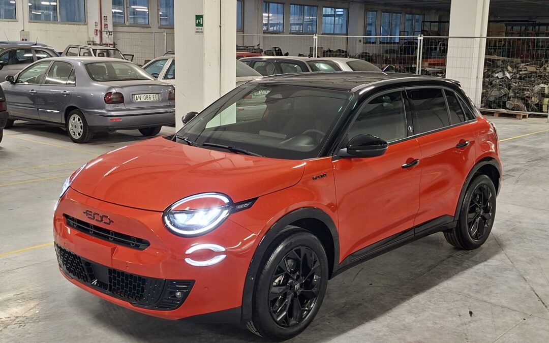Fiat 600 1200 Turbo mhev Hybrid 136CV Sport Edizione Milano Cortina 2026 DCT (HC874NC)