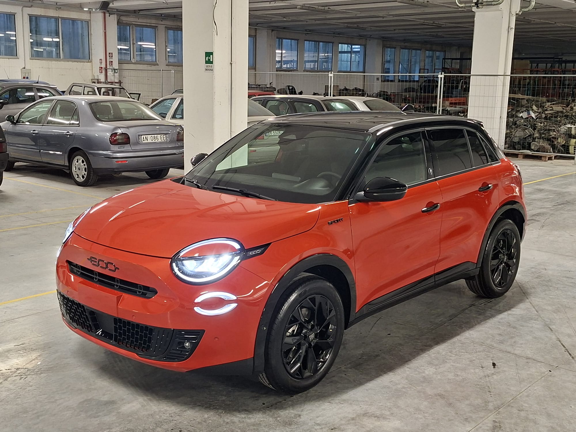 Fiat 600 1200 Turbo mhev Hybrid 136CV Sport Edizione Milano Cortina 2026 DCT (HC874NC)