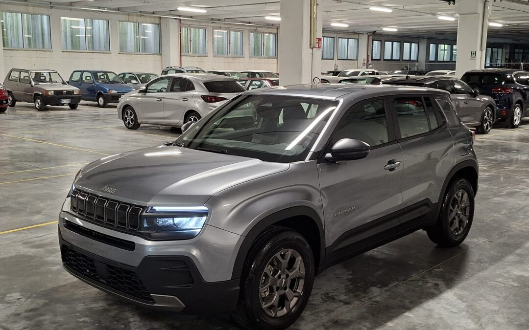 Jeep Avenger 1200 Turbo mhev e-Hybrid 101CV Longitude eDCT6 FWD (HD409XG)