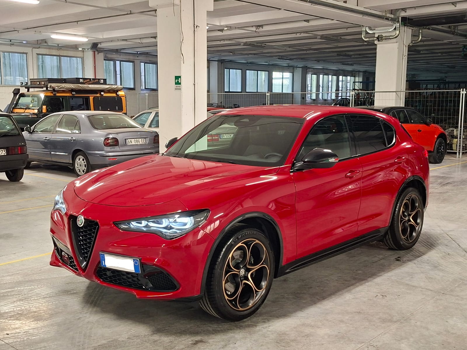 Alfa Romeo Stelvio 2200 16V JTDm-2 Turbo 209CV Intensa AT8 Q4 (HA141ZZ)