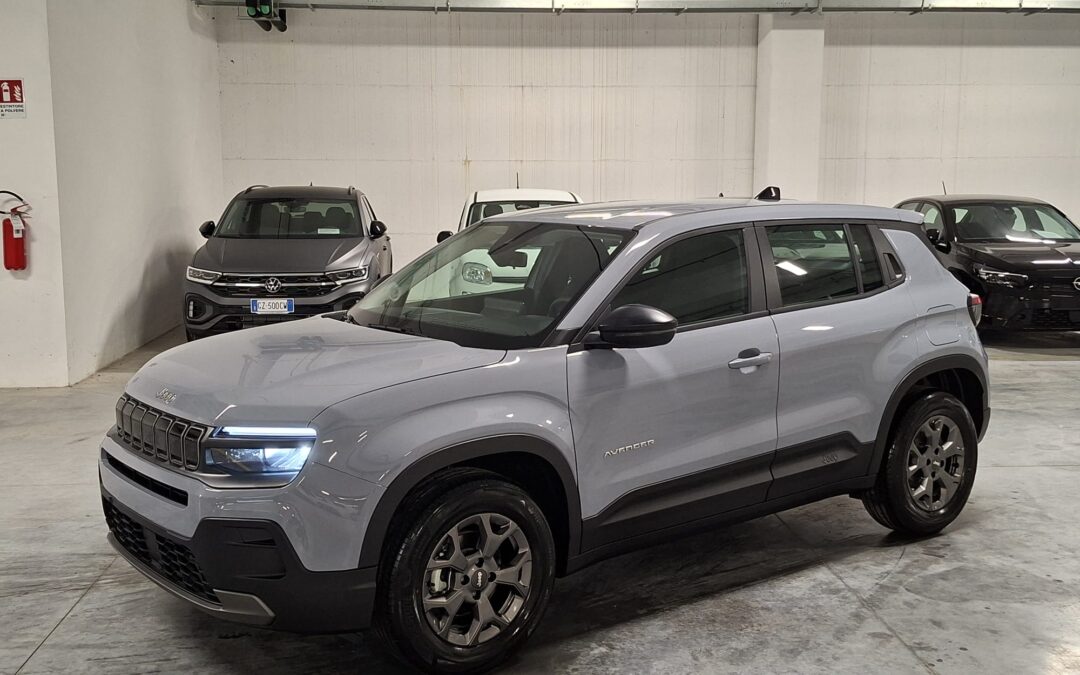 Jeep Avenger 1200 Turbo mhev e-Hybrid 101CV Longitude eDCT6 FWD (HE750ZD)